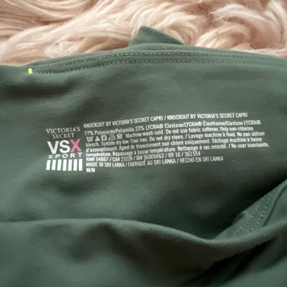 Victoria sport medium capris - Picture 3 of 5